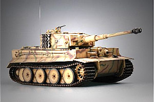 foto Tank - Tiger I./ p�skov� kamufl�